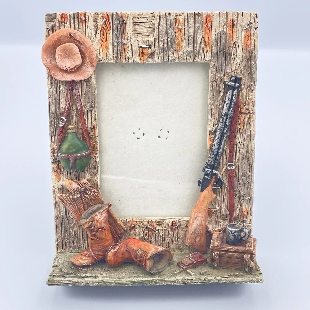 Resin Hunting Picture Frame 4x6‎ Treasured Times Rustic Country Rifle Boots